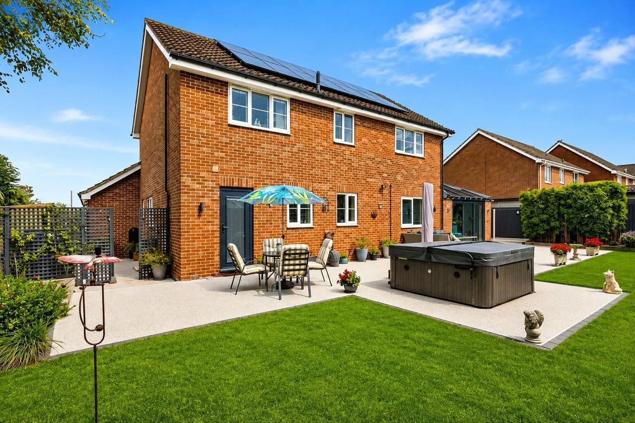 Lushers Meadow, Attleborough, Norfolk, NR17, photo 36