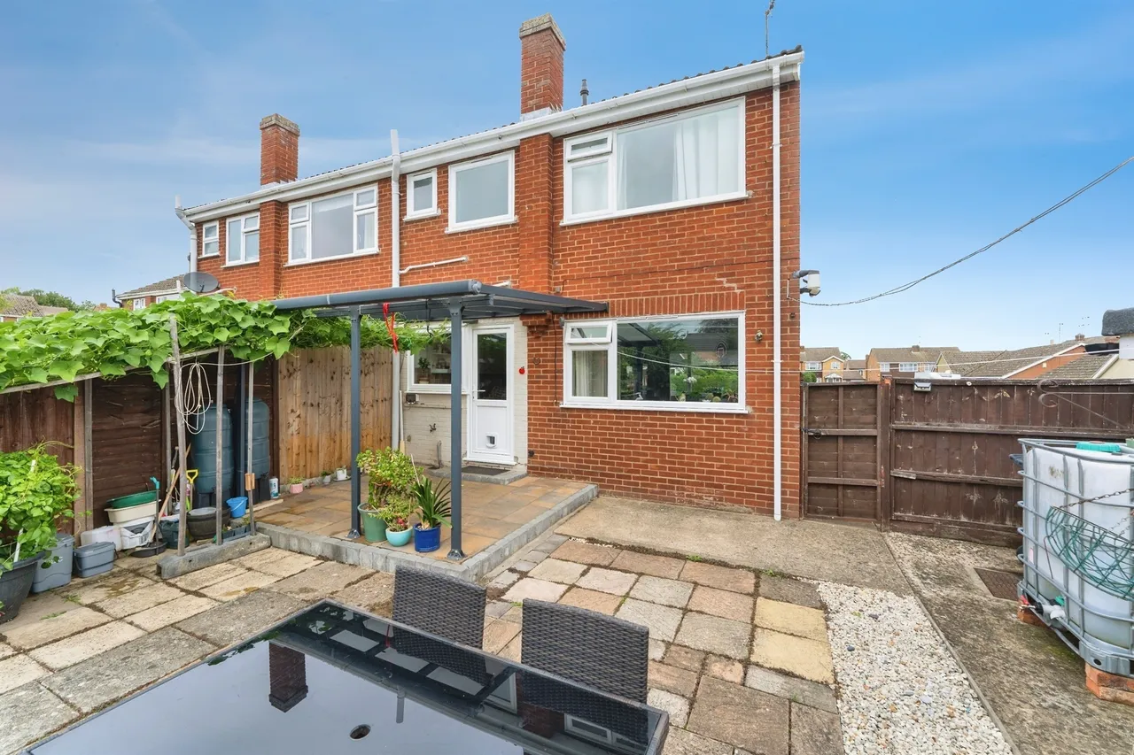 3 bed house for sale, Woodfield Avenue, Huntingdon, PE26
