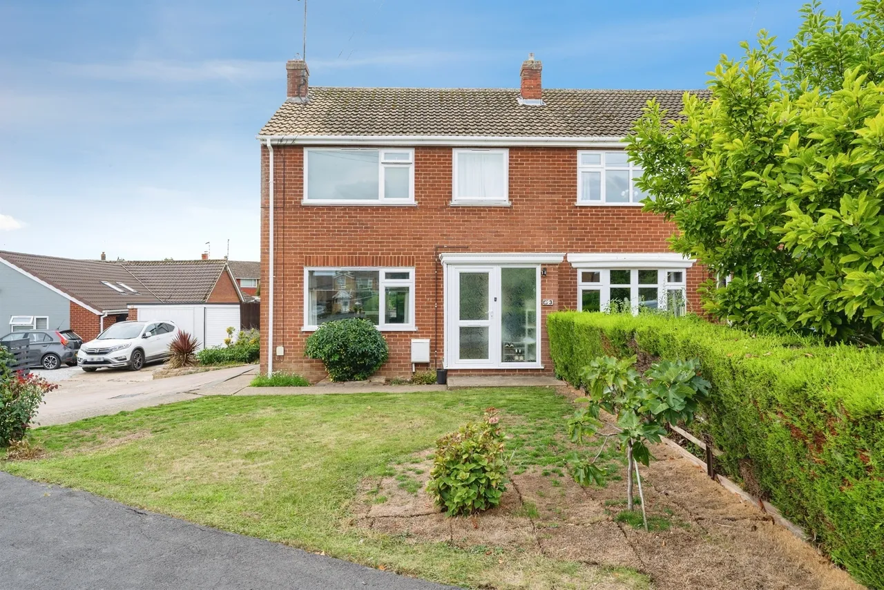 Woodfield Avenue, Huntingdon, PE26, photo 11