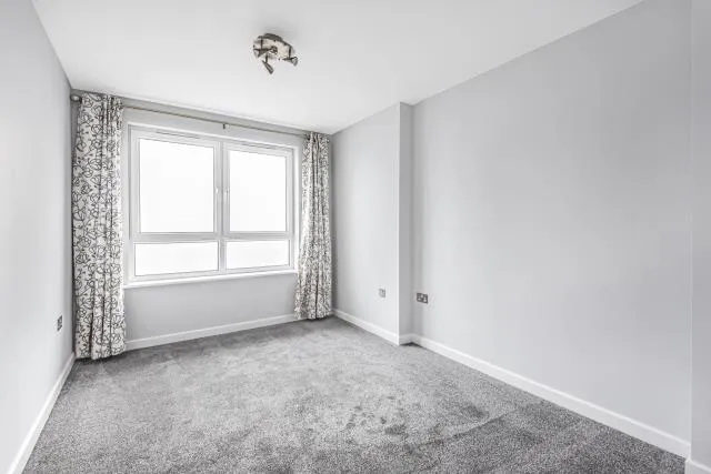 Station Approach, Woking, GU22, photo 10