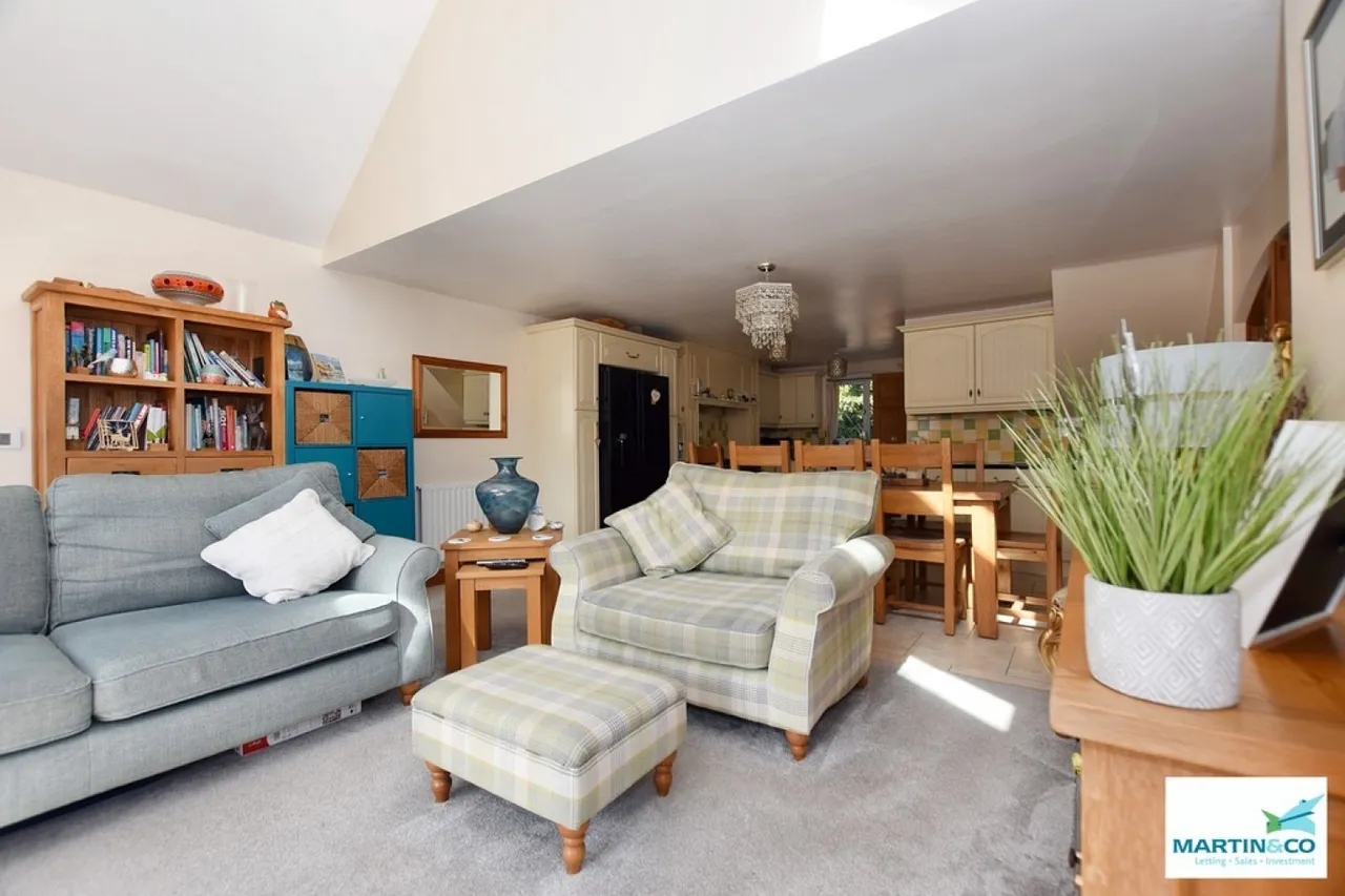 Pilgrims Gate, Burbage, LE10, photo 13