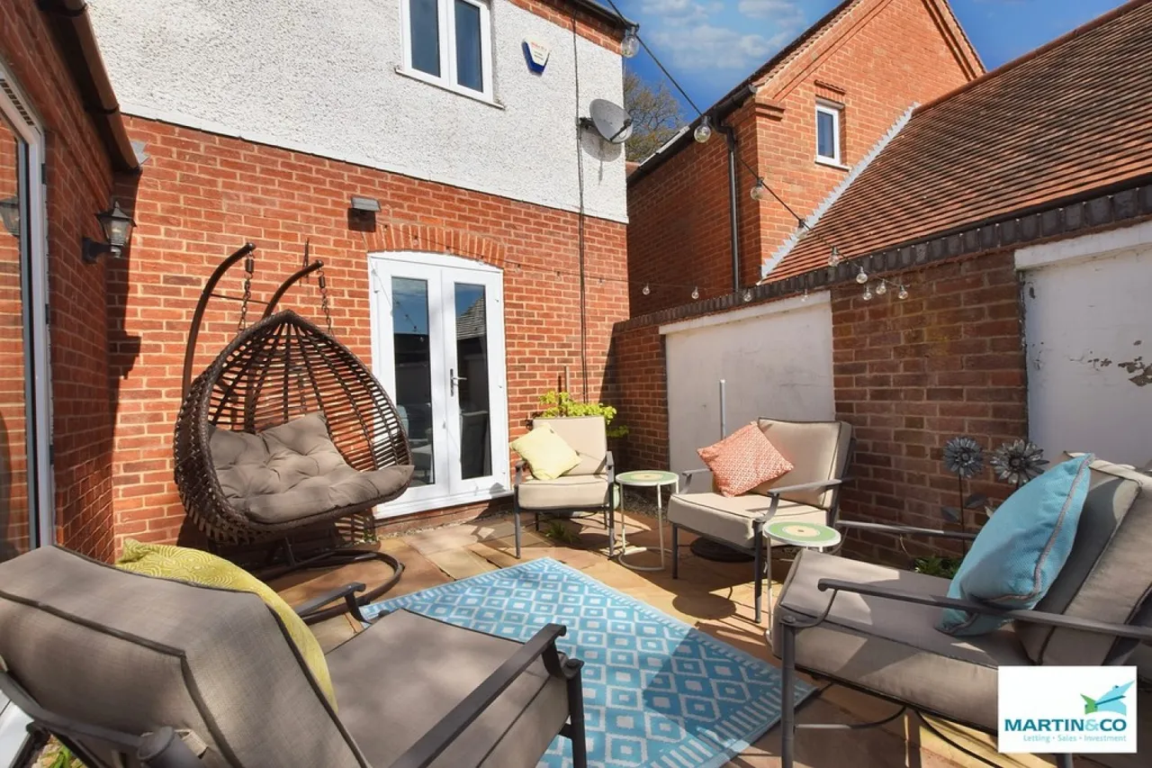 Pilgrims Gate, Burbage, LE10, photo 23