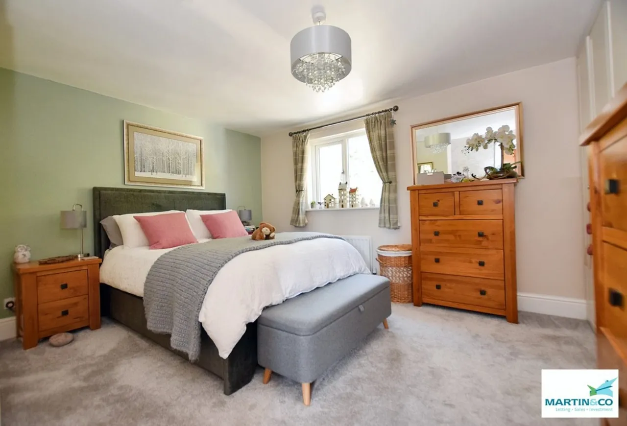 Pilgrims Gate, Burbage, LE10, photo 17