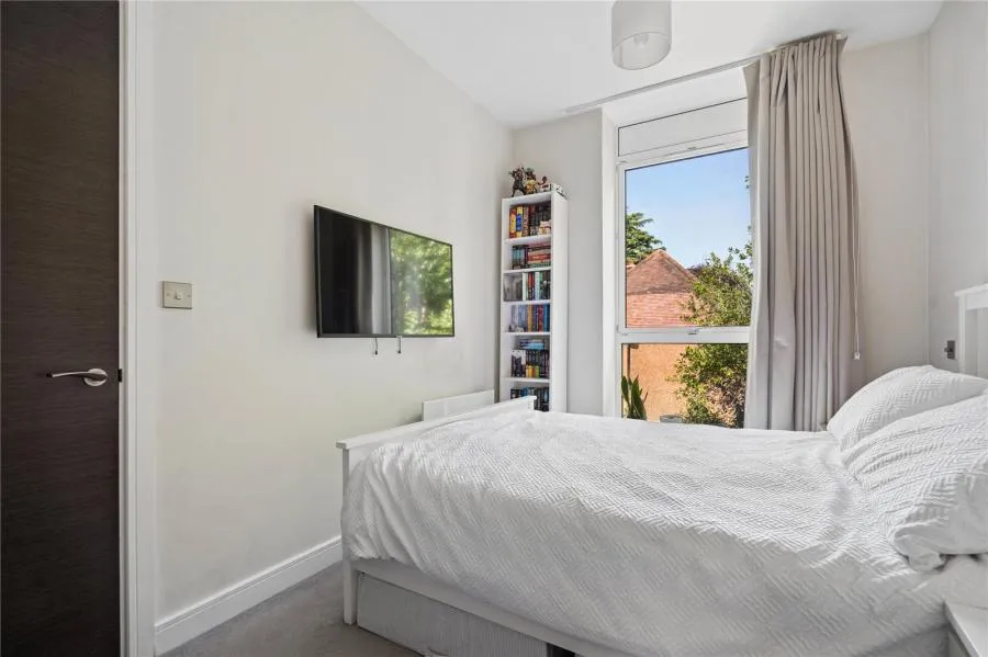 Clivemont Road, Maidenhead, SL6, photo 12