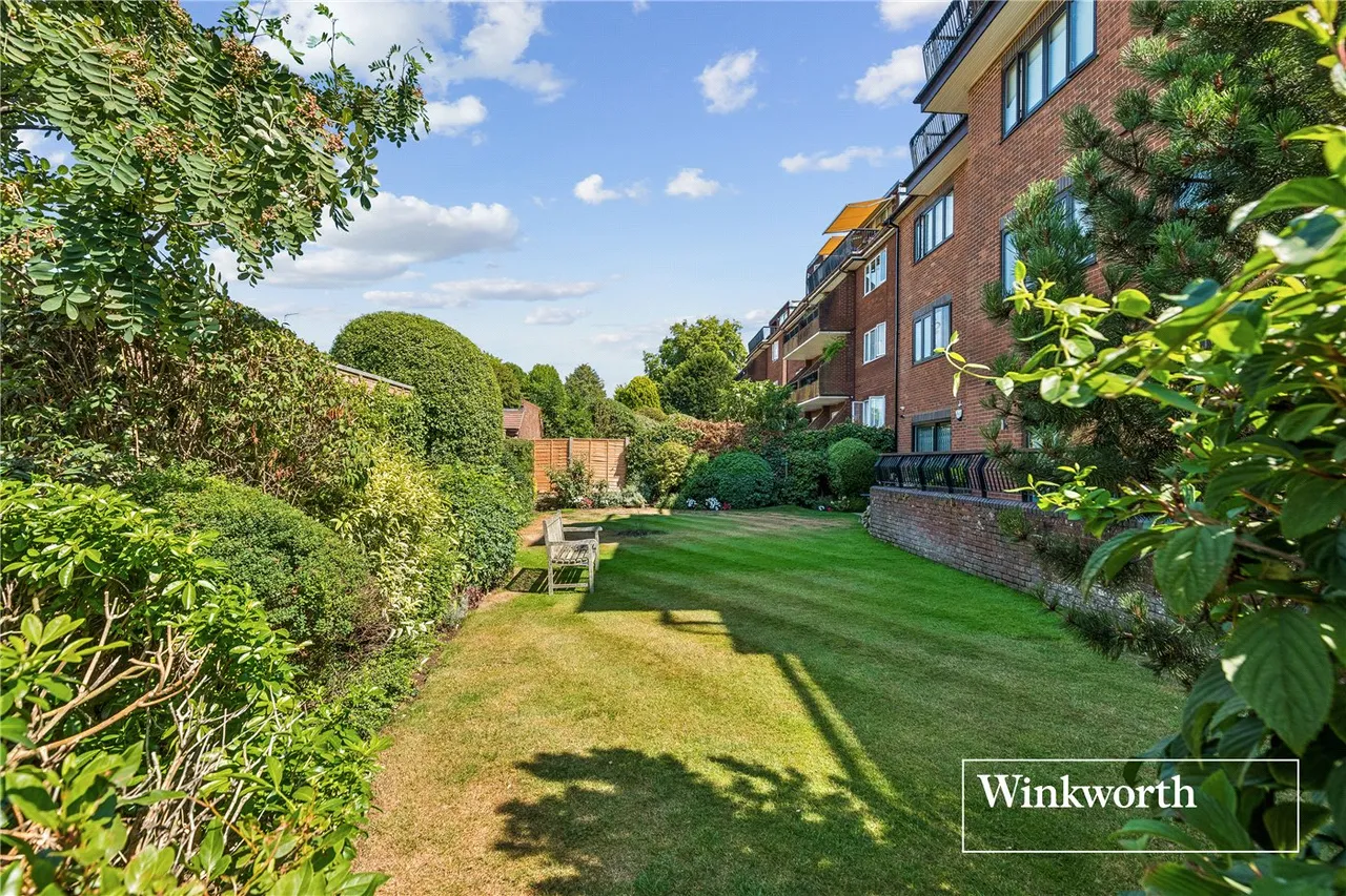 3 bed flat to rent — Hendon Lane, London, N3