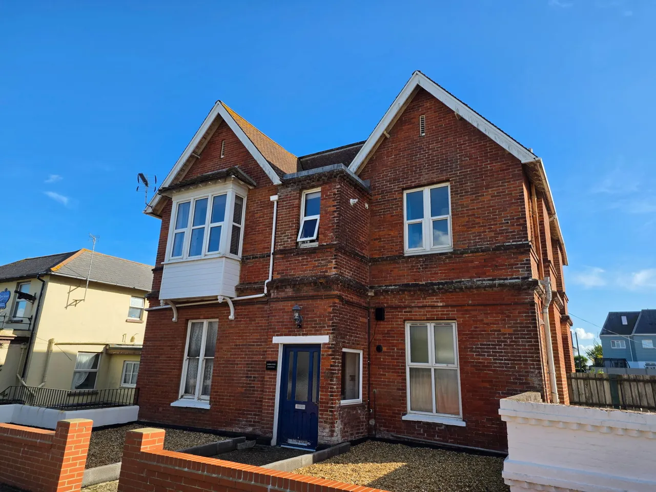 2 bed flat to rent, Beachfield Road, Sandown, PO36