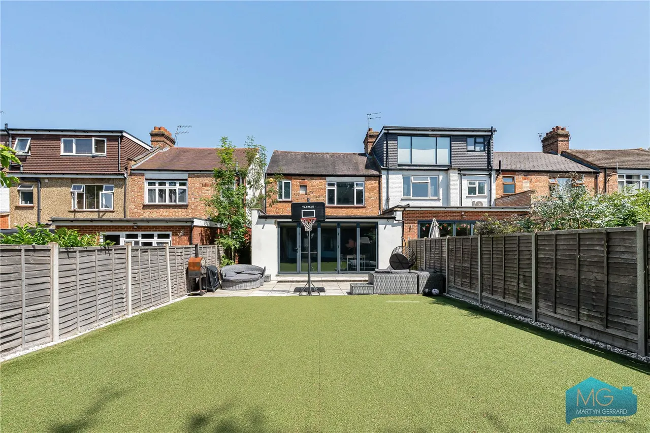 Petworth Road, London, N12, photo 5