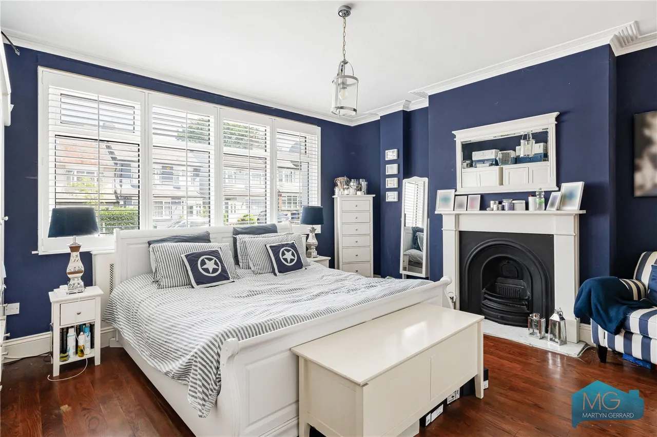 Petworth Road, London, N12, photo 4