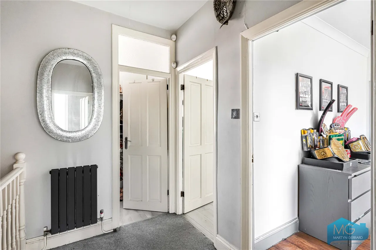 Petworth Road, London, N12, photo 10