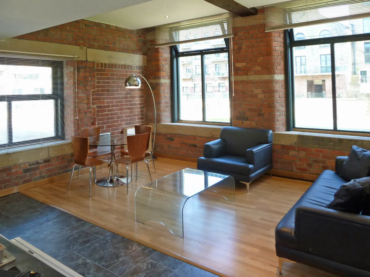 2 bed flat for sale, Salts Mill Road, Shipley, BD17