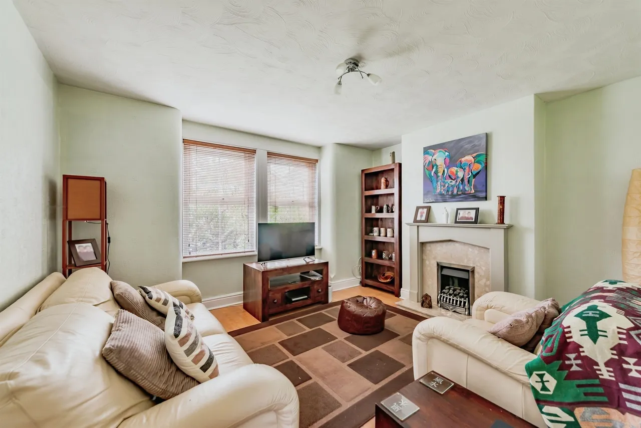Malthouse Road, Crawley, RH10, photo 4