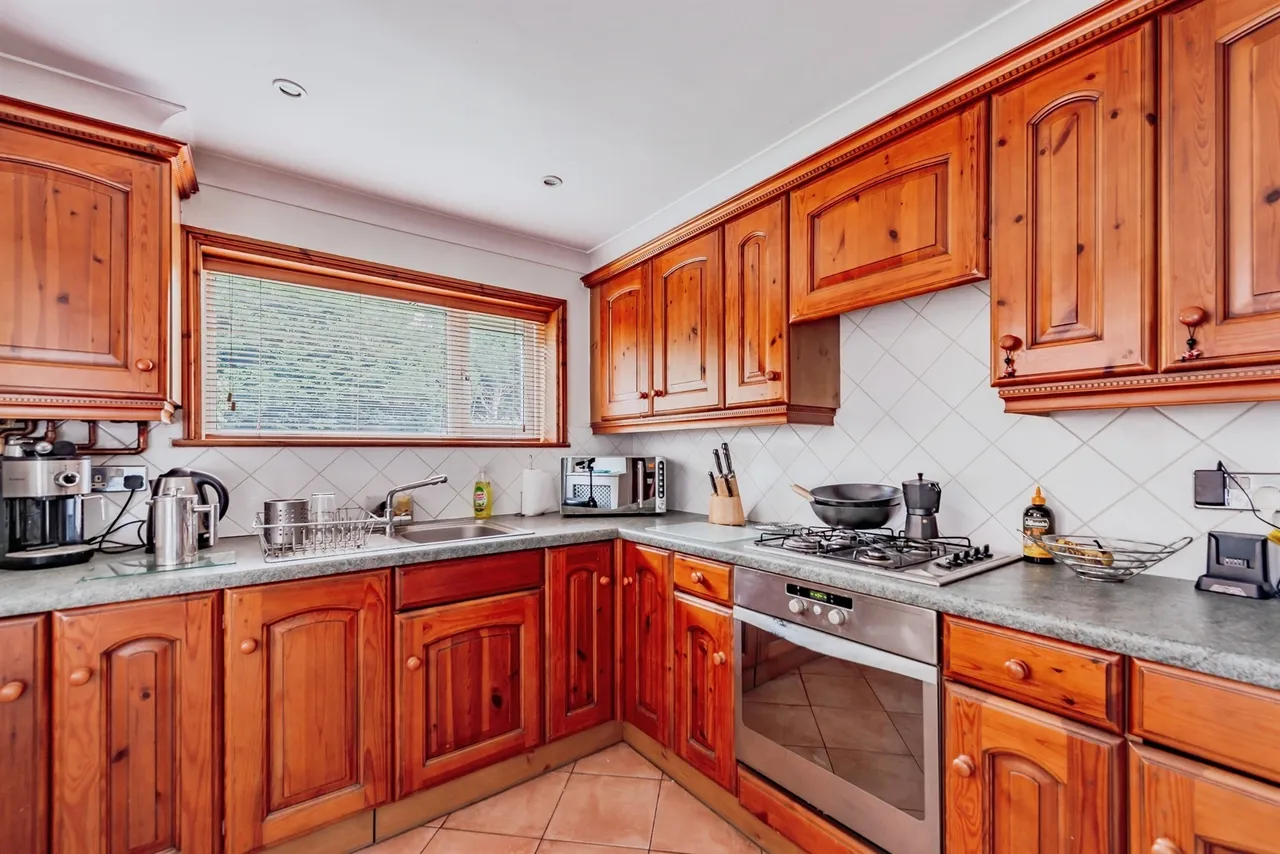 Malthouse Road, Crawley, RH10, photo 3