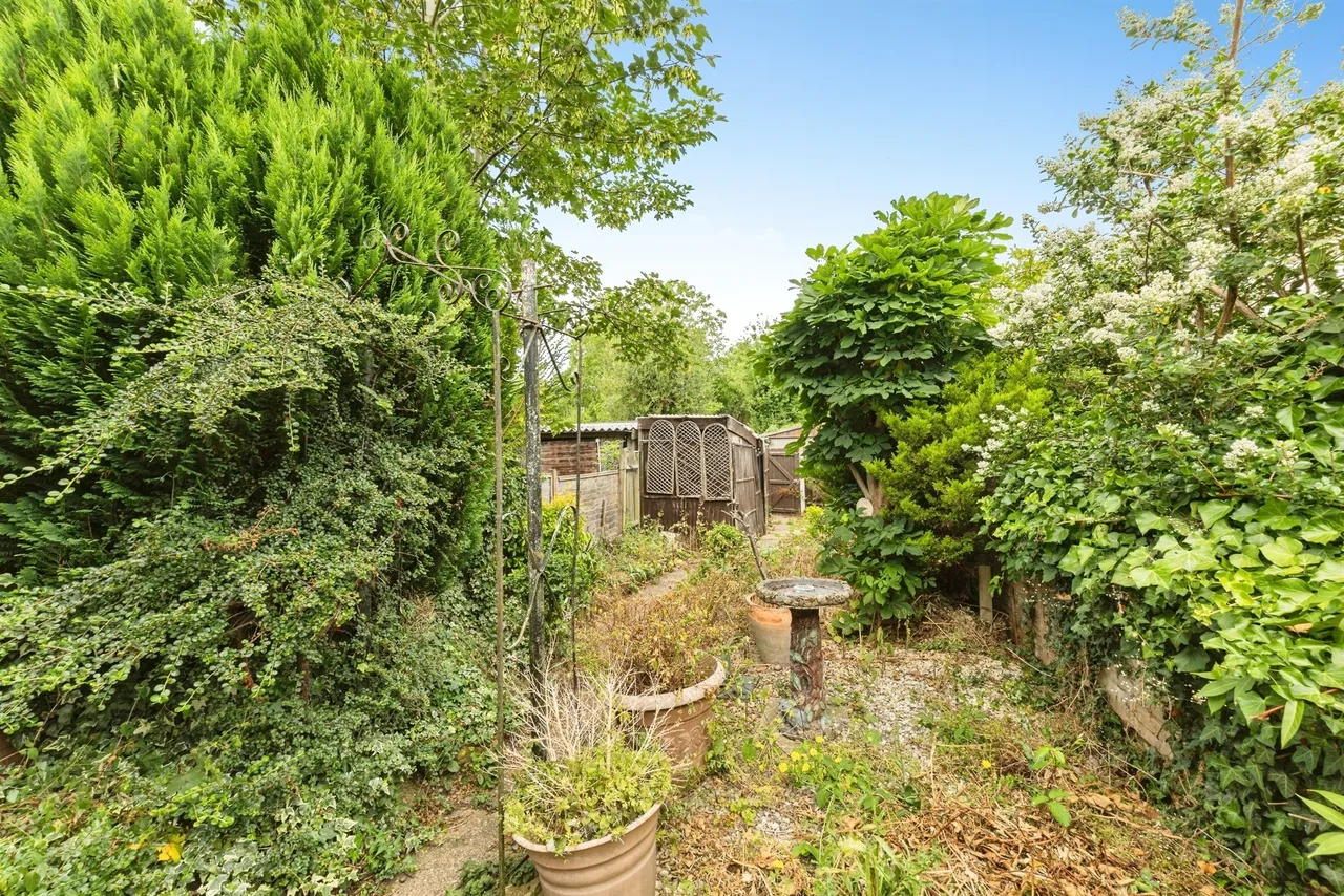 Clarence Road, Stony Stratford, MK11, photo 18
