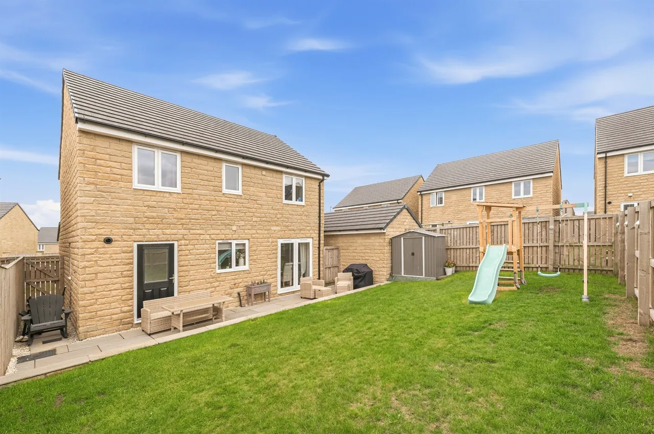 Fieldway Rise, Huddersfield, HD4, photo 24