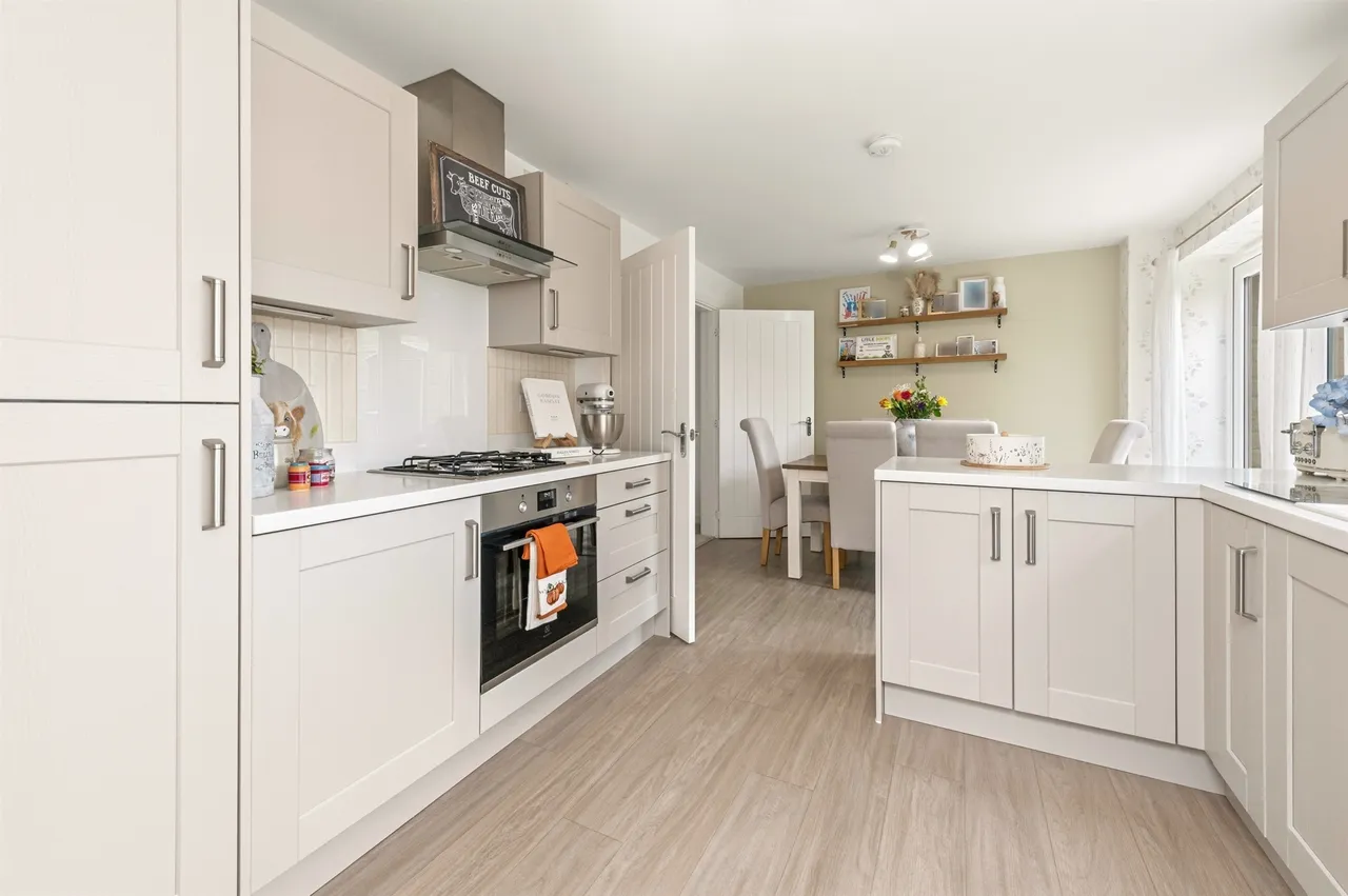 Fieldway Rise, Huddersfield, HD4, photo 6