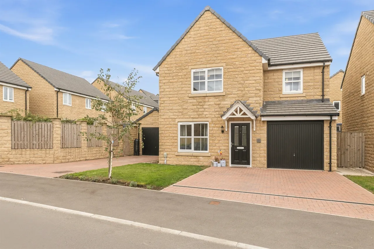 Fieldway Rise, Huddersfield, HD4, photo 21