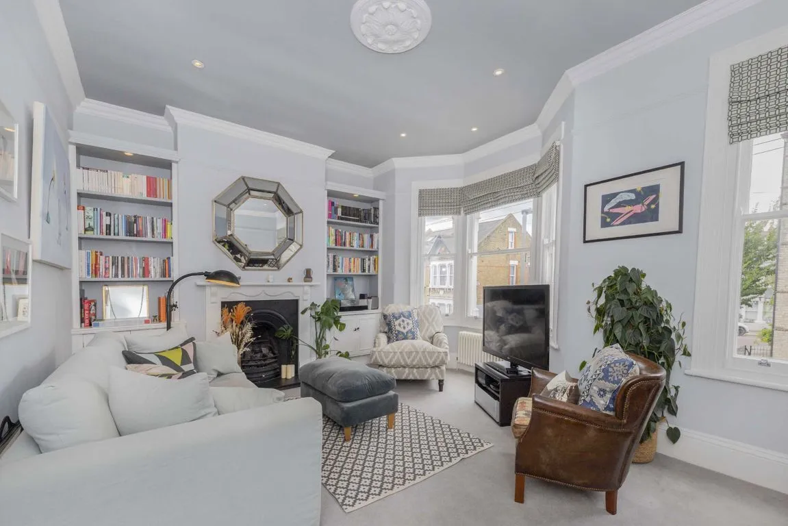 Thirsk Road, SW11, photo 2