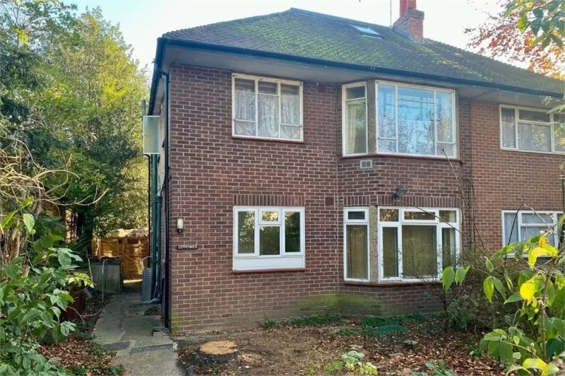 2 bed flat for sale — Thornbury Road, Isleworth, Middlesex