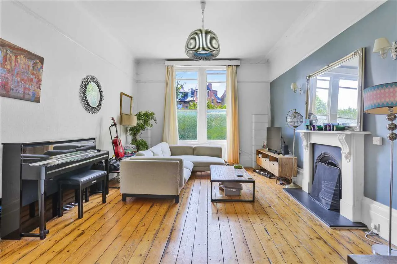 Carleton Road, London, photo 3