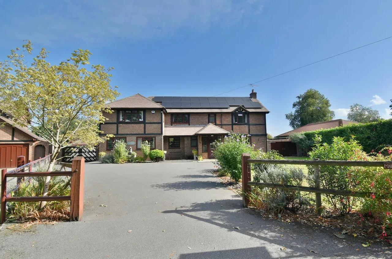 Marlswood, BH21, photo 30