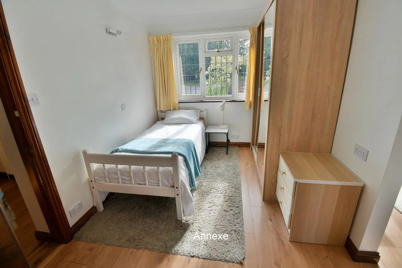 Marlswood, BH21, photo 4