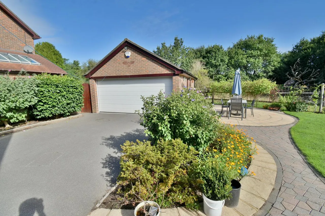 Marlswood, BH21, photo 27