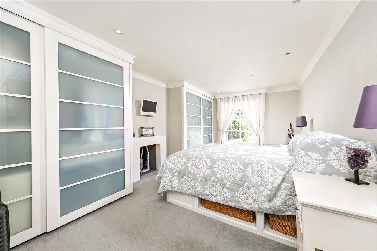 Kew Road, Kew, TW9, photo 11