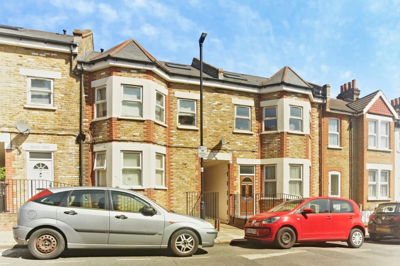 Sunnyhill Road, London, SW16, photo 10