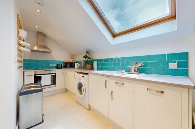Sunnyhill Road, London, SW16, photo 5