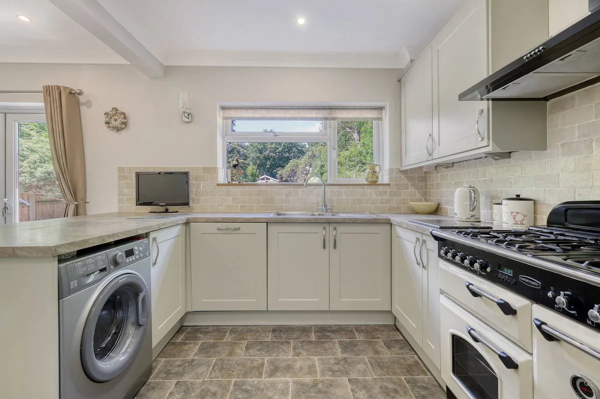 Shakespeare Avenue, Langdon Hills, SS16, photo 8