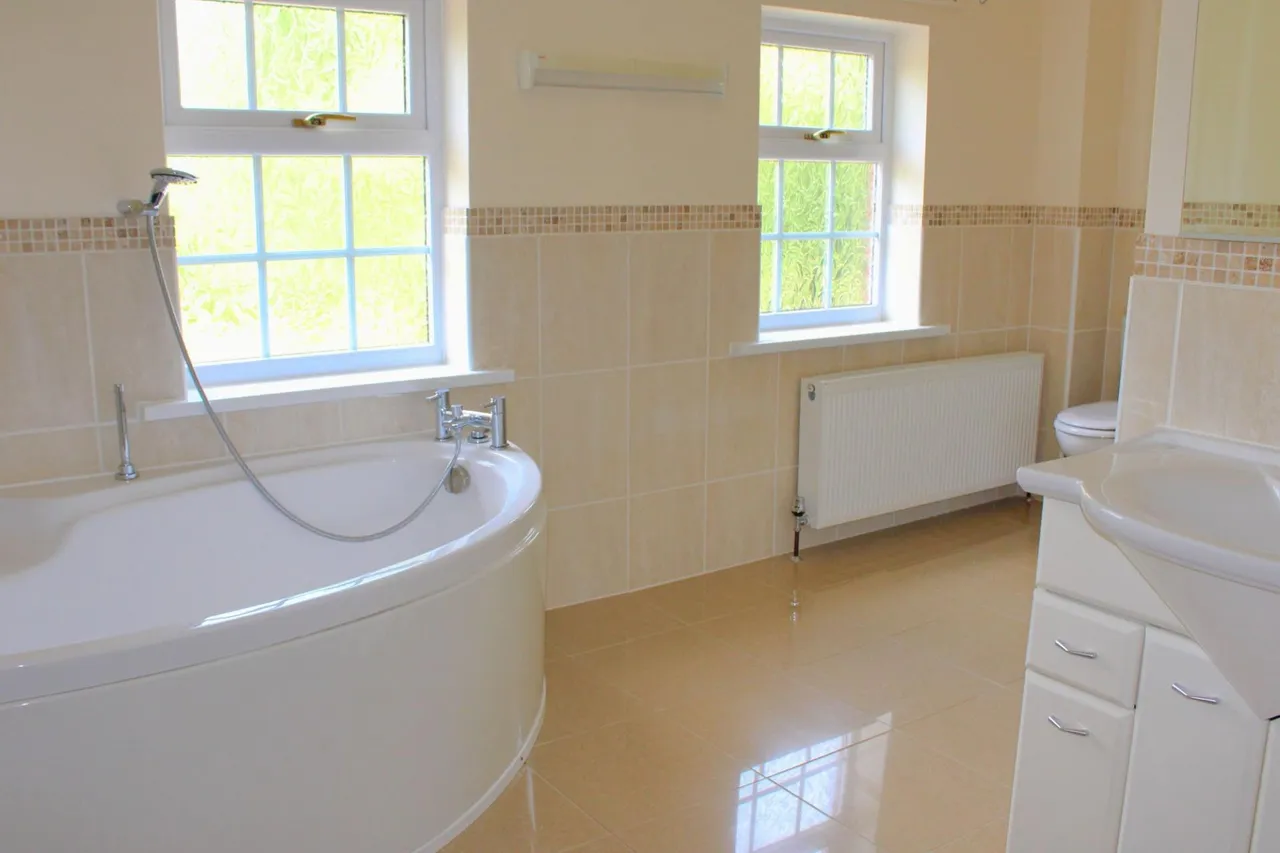 Kirton Road, Greetwell, DN20, photo 5