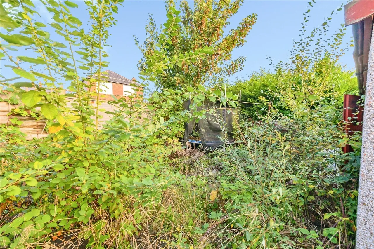 Middlesex Drive, Bury, BL9, photo 14