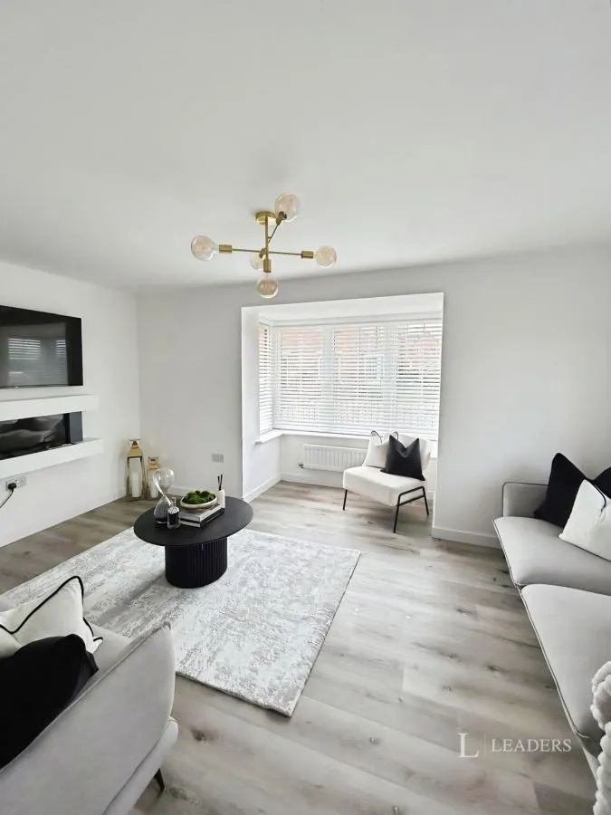 Fields Avenue, Halewood, L26, photo 4
