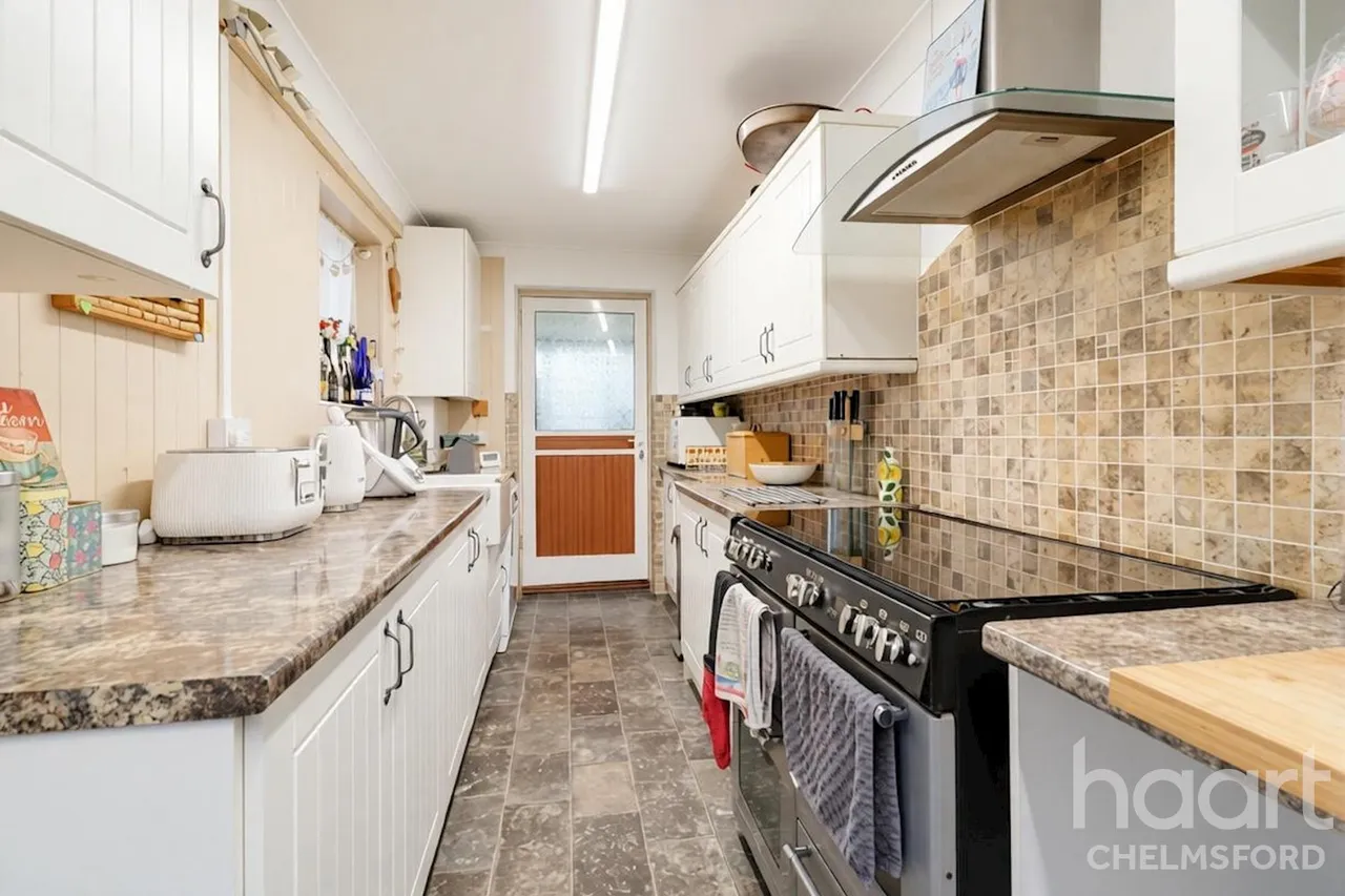 Pines Road, Chelmsford, CM1, photo 6