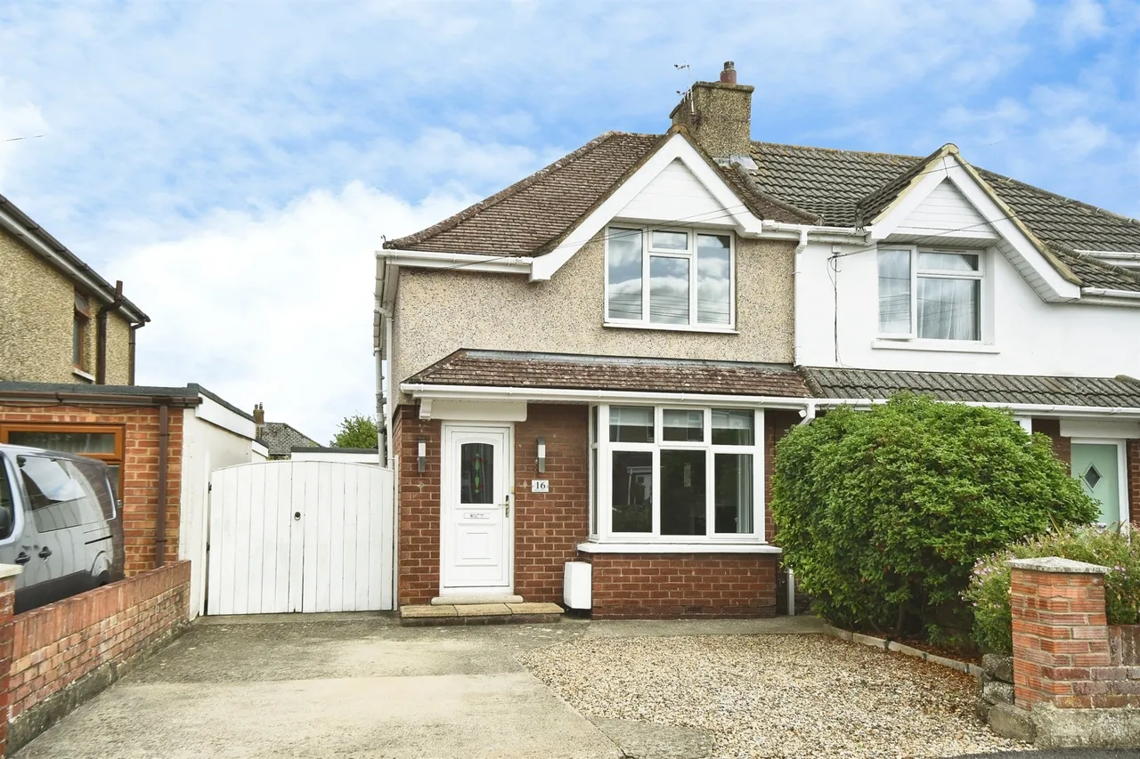 2 bed house for sale, Shipton Grove, Swindon, SN3