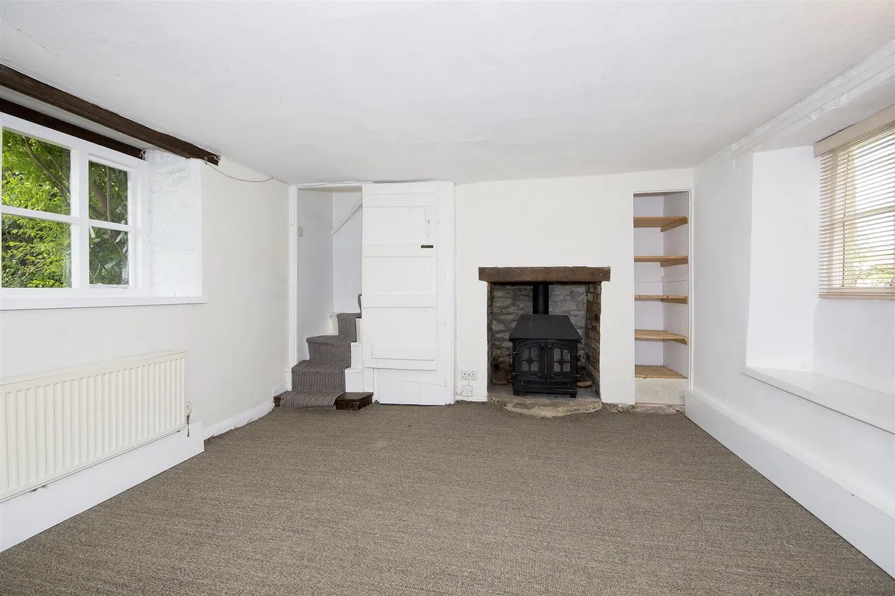 Church Road, North Leigh, OX29, photo 8
