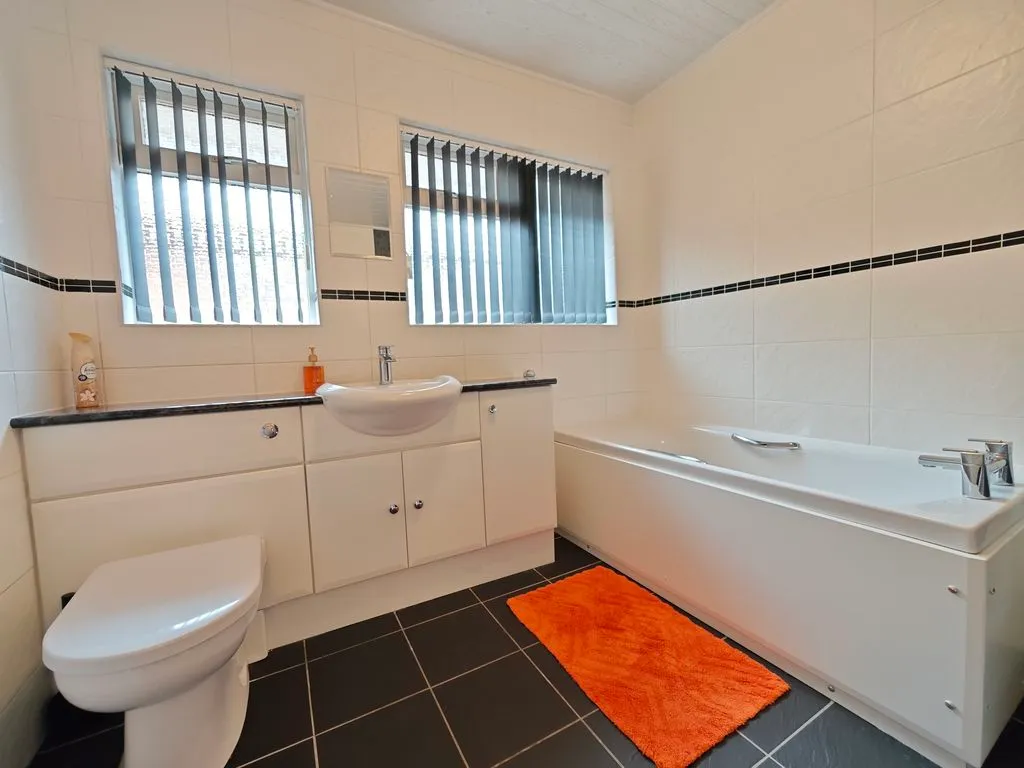 Crosshill Drive, Carlisle CA2 6RS, photo 13