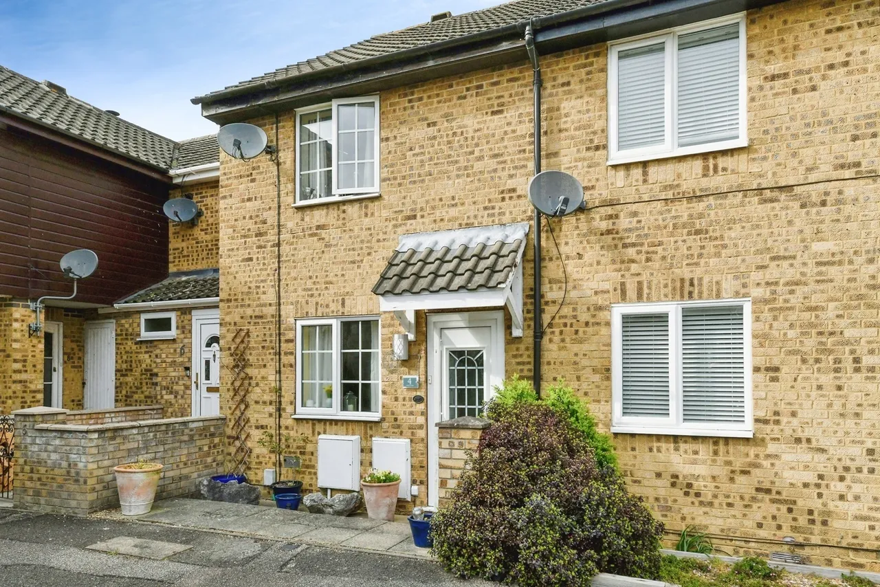 2 bed house for sale — Lime Close, Stevenage, Hertfordshire, SG2