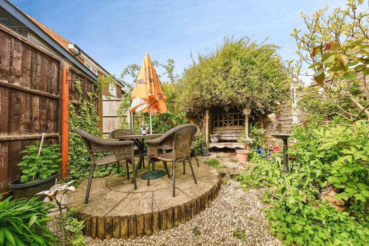 Lime Close, Stevenage, Hertfordshire, SG2, photo 4