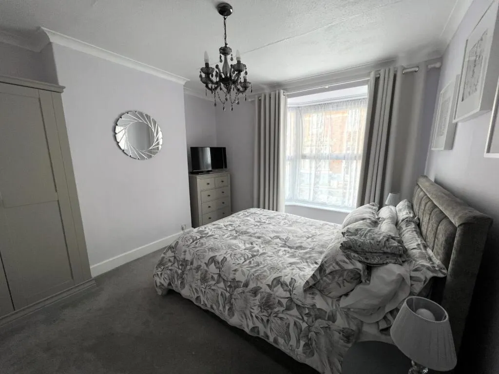 Family Home Teignmouth, TQ14, photo 8