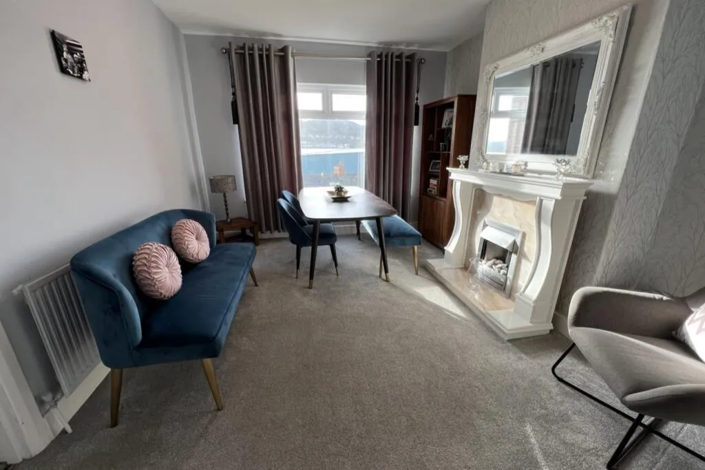 Family Home Teignmouth, TQ14, photo 4