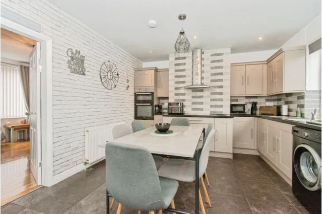 Milton Street, Castleford, WF10, photo 5