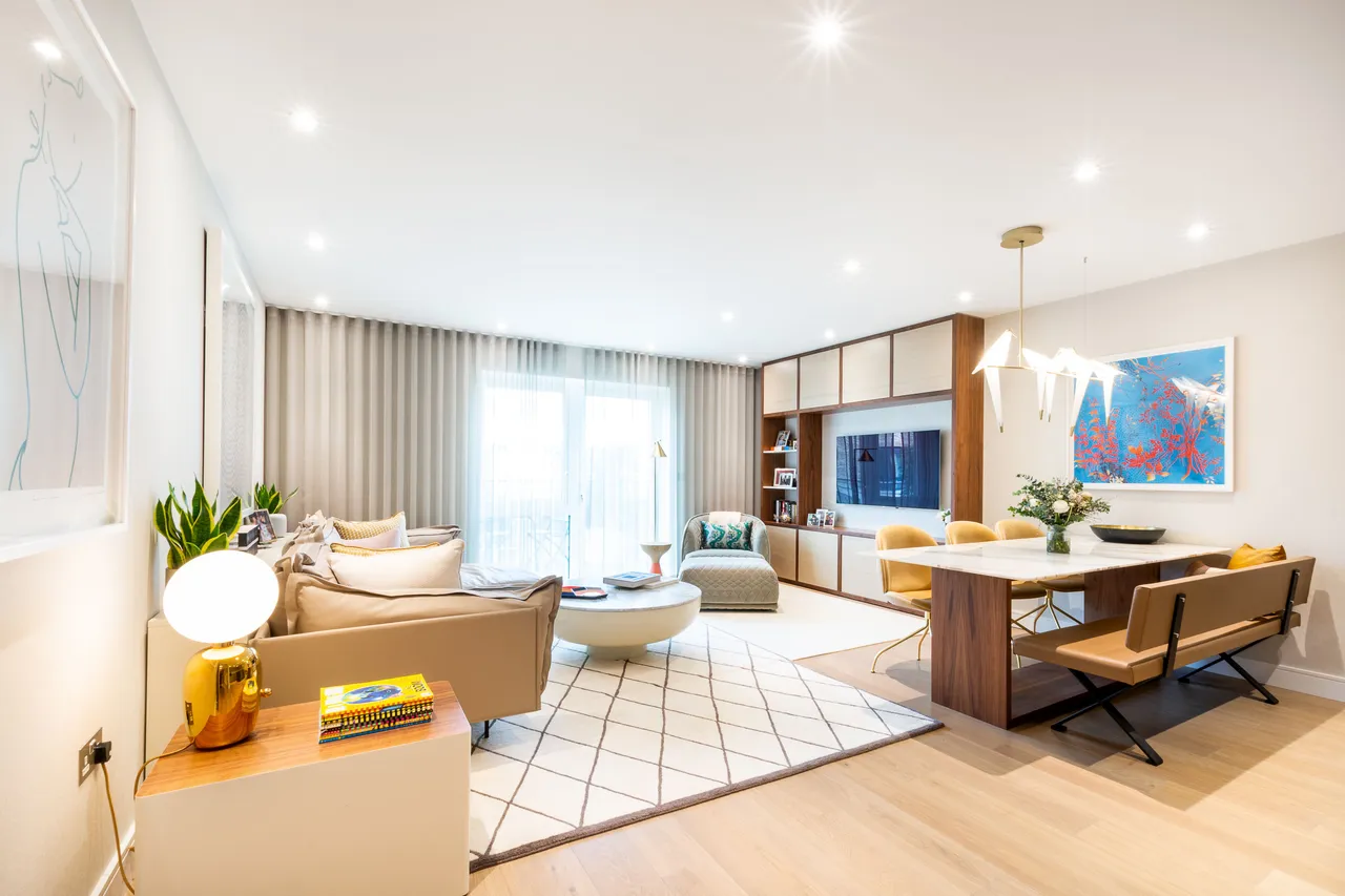 3 bed flat for sale — 90 Faulkner House, Fulham Reach, London