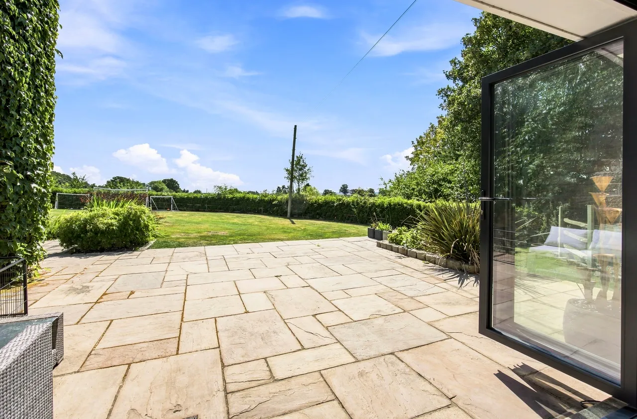 Red Rock Lane, Haigh, photo 11