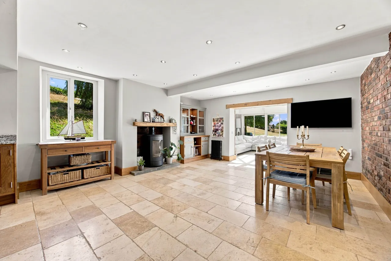 Red Rock Lane, Haigh, photo 7