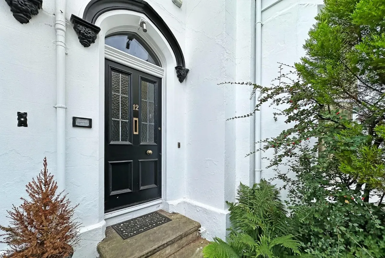 Stamford Road, Bowdon, Cheshire WA14 2JU, photo 16