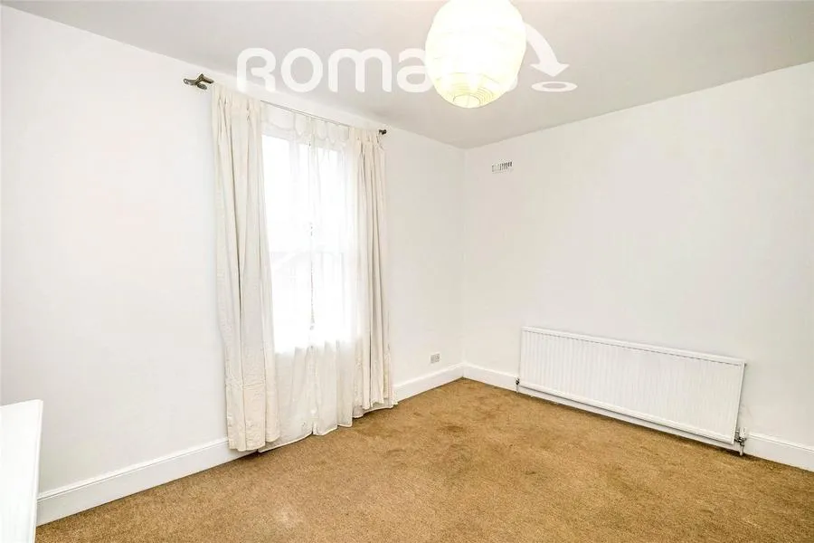 Totteridge Avenue, High Wycombe, HP13, photo 4
