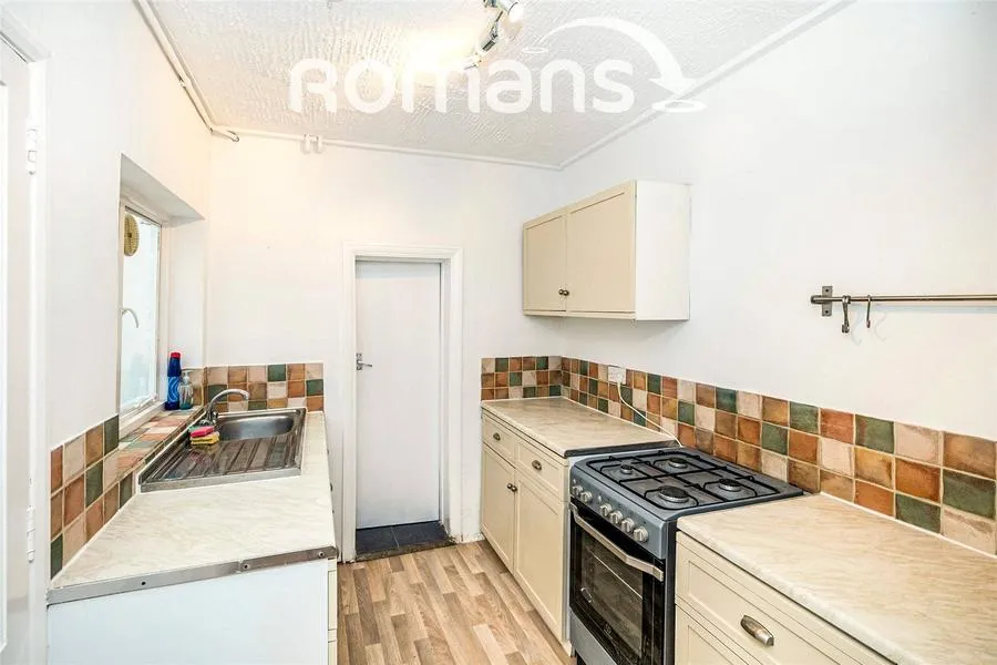 Totteridge Avenue, High Wycombe, HP13, photo 2