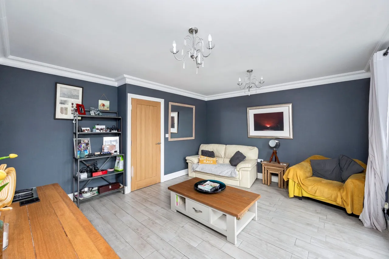 Dew Pond Close, Horsham, RH13, photo 7
