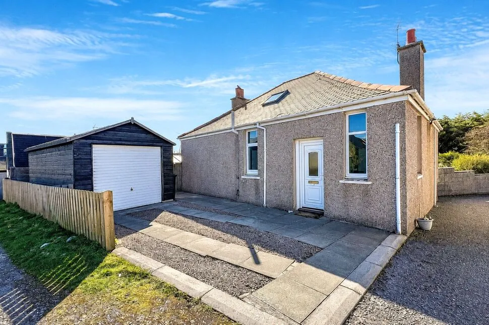 2 bed house for sale — Lein Road, Kingston, Moray, IV32